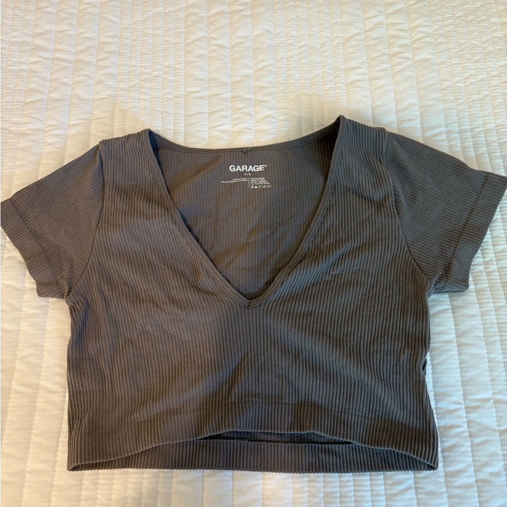 Garage Gray Crop Top Essential